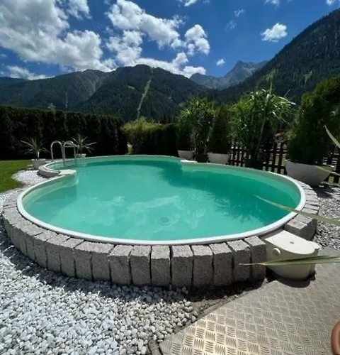 Haus Troger דירה *